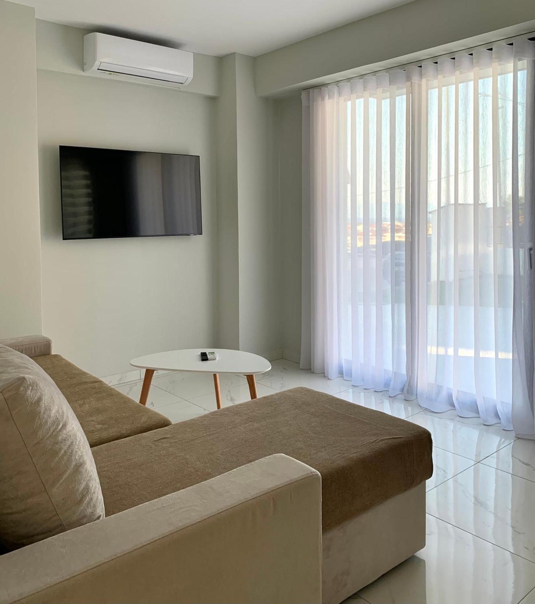 Platinum Apartment With Pool Kallithea  Esterno foto